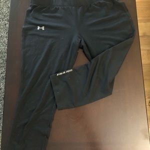 Under Armour crops